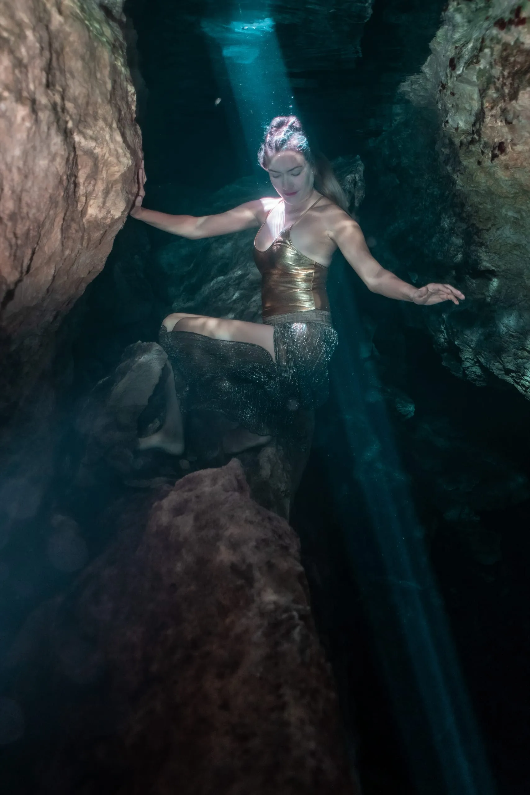 Underwater fine art photograph 10
